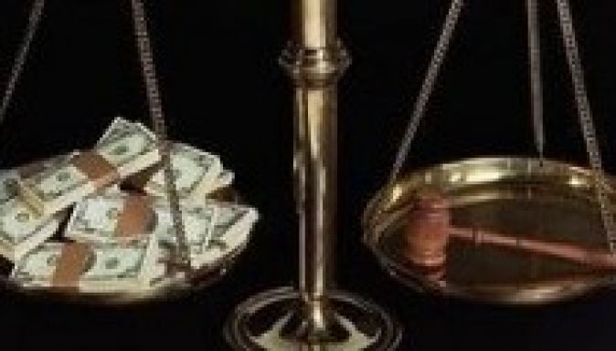 „Lefeküdt” a korrupciónak Justitia istenasszony?