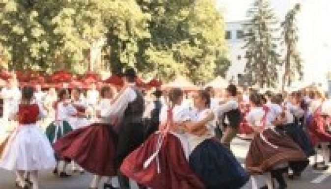 Pénteken kezdődik a 15. Szent István-napi Néptánctalálkozó
