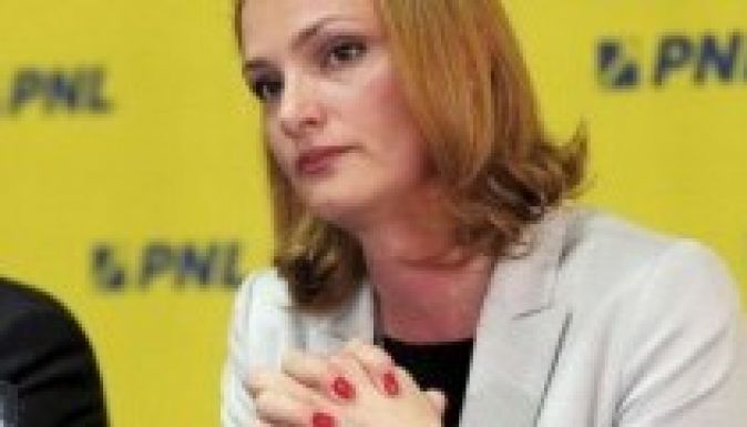 Ponta is elfogadta Ramona Mănescu jelöltségét szállításügyi miniszternek