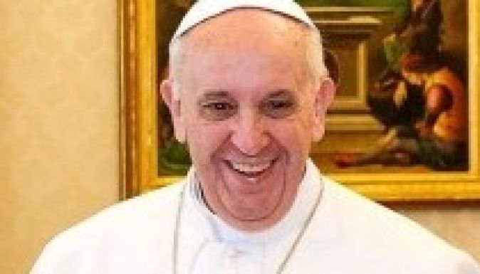 Halló, itt Ferenc pápa - híveinek telefonálgat az egyházfő