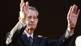 Havi 22 ezer euró Mihály király jövedelme