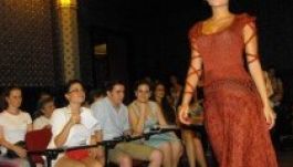 Divatbemutató Marosvásárhelyen a modern mix jegyében (GALÉRIA)