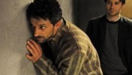 A román Vörös kesztyűt Budapestnek is megmutatják