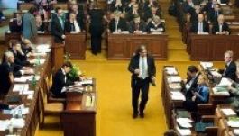 A prágai képviselőház a jövő héten tárgyal önfeloszlatásáról