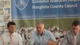 Borbély László párbeszédre hívja a politikumot