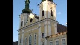 Marosvásárhelyen templomnál ünneplik Szent István napját