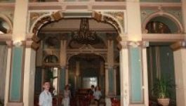 Ismét örömtanya lett a régi New York szálló