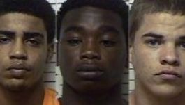 Unalomból ölt három amerikai tinédzser