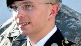 Manning valójában nő, hormonterápiára készül