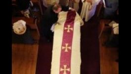 Végső búcsú a clevelandi Szent Imre templom erdélyi papjától