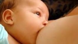 Az anyatejes táplálás napját szervezik Csíkszeredában