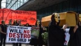 Verespatak: megijedt a tiltakozáshullámtól a miniszterelnök?