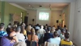 Pörögtek a filmkockák a Forgatagon