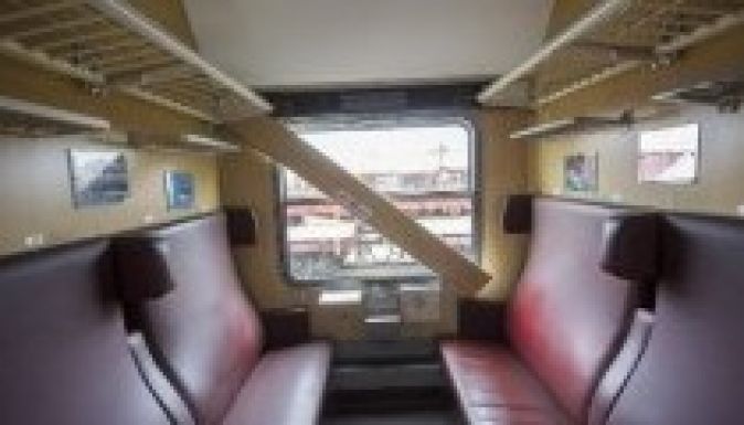 Így néz ki a magyar szurkolók megrongált különvonata