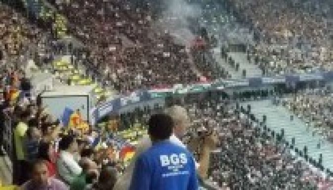 Kelet-Európában a stadionban engedik ki a gőzt