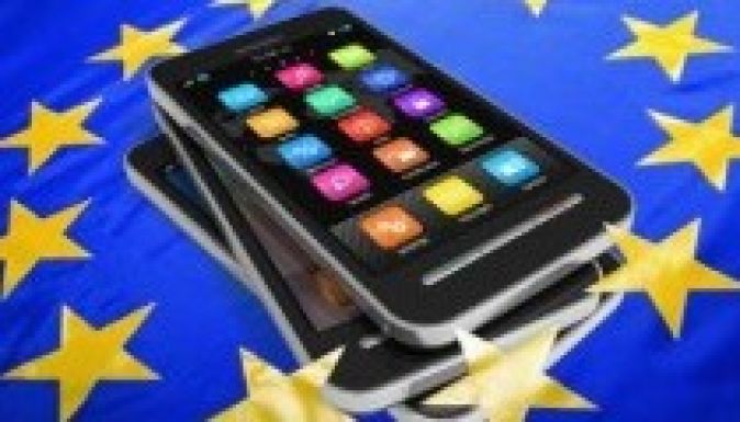 Az EU a roamingdíjak eltörlését javasolja