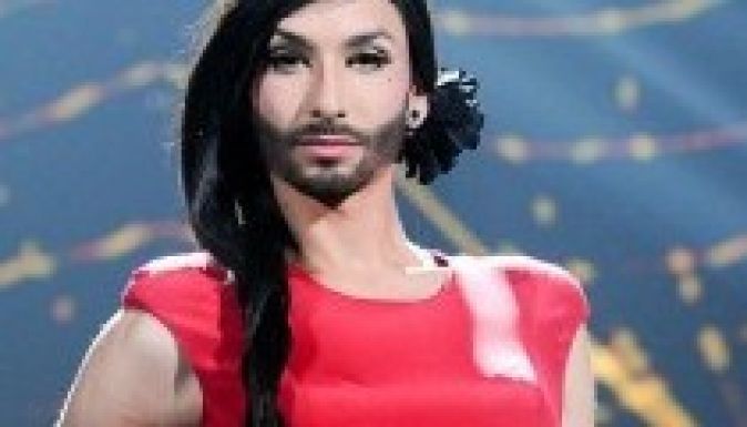 Szakállas nő képviseli Ausztriát a következő Eurovízión