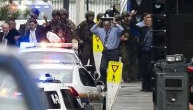 Washington: egy fegyverest agyonlőttek, kettő szökésben lehet