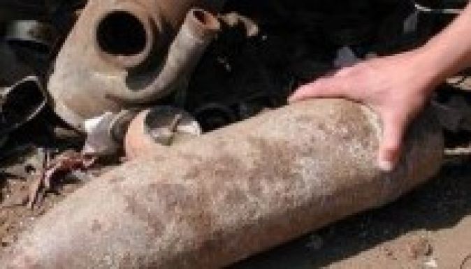 Bombát találtak a vasúti sínek alatt Arad mellett