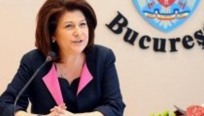 Verespatak: Rovana Plumb nem győzte meg Korodiékat