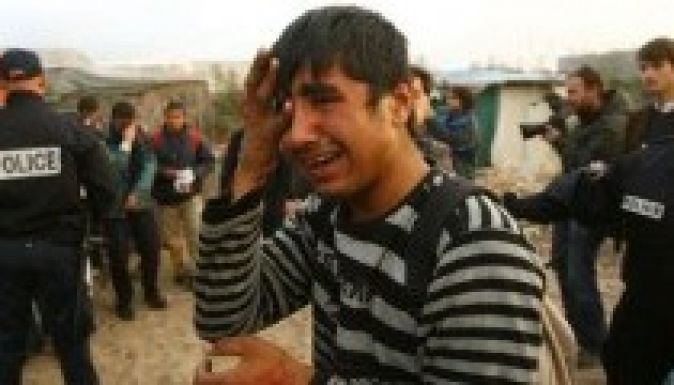 Reding védelmébe vette a Párizs által megbélyegzett romákat