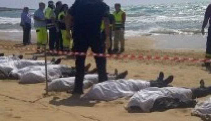 Tizenhárom illegális bevándorló fulladt a tengerbe Szicília partjainál