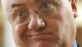 Dumitru Dragomir: szebbek, jobbak vagyunk a magyaroknál