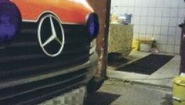 Csapatépítő disznóvágást szerveztek a mentőállomáson