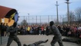 A szülők bírságolásával és csendőri felügyelettel indul az új tanév