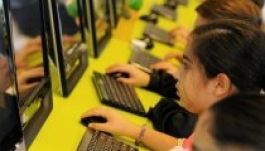 Tanév végéig elkészülhetnek a digitális tankönyvek