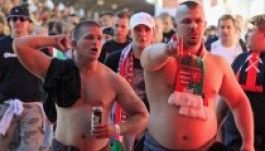 Ők a magyar ultrák, akik átvonultak Románián