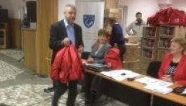 Piros iskolatáskákat kapnak a háromszéki előkészítősök