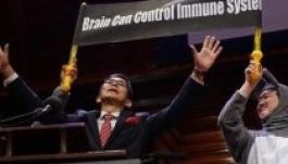 Tízbillió zimbabwei dollárt kaptak az anti Nobel-díjasok