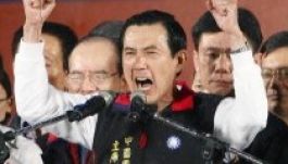 Padlóra került a tajvani elnök népszerűsége