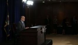 Nem csökkenti a kötvényvásárlások keretösszegét a Fed