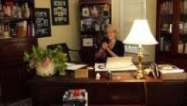 Jobb apró irodában és kevesen dolgozni együtt