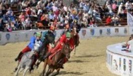 Székely versenyző a Nemzeti Vágta középdöntőjében