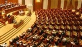 Meddig marad foghíjas a román parlament?