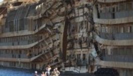 Emberi maradványokat találtak a Concordia roncsában