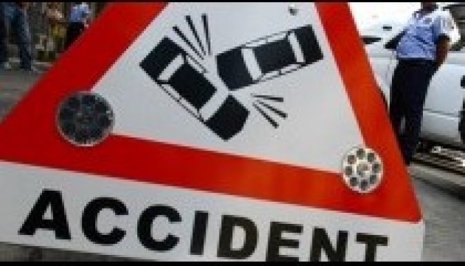 Tömeges baleset Csernátonban tíz sebesülttel