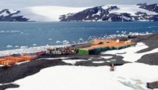 Putyin hevesen ellenzi az Arktisz nemzetközi felügyeletét