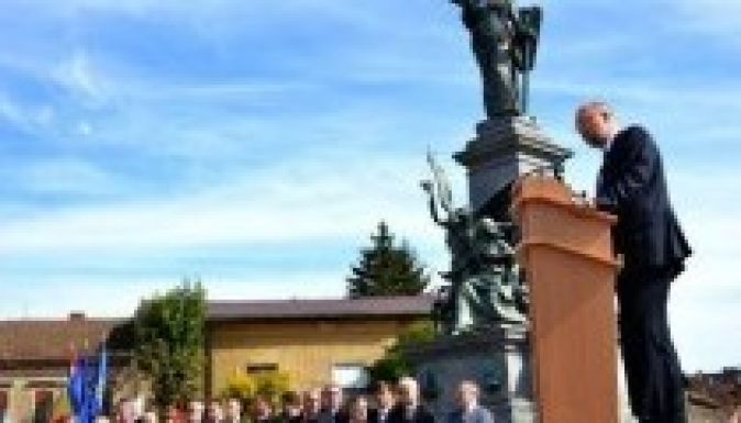 Méltóságteljes megemlékezés a Szabadság-szobornál