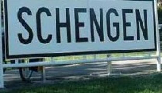 Elfogadták Brüsszelben a schengeni rendszer új szabályait
