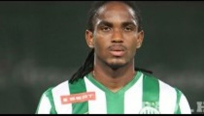 Amputálták Akeem Adams bal lábát