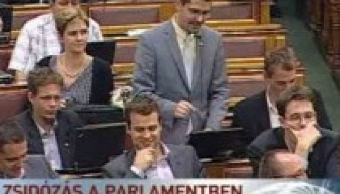 A jobbikos Novák Elődnek elege lett a „holokausztiparból”