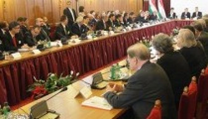 November 7-én tartja ülését a Magyar Állandó Értekezlet