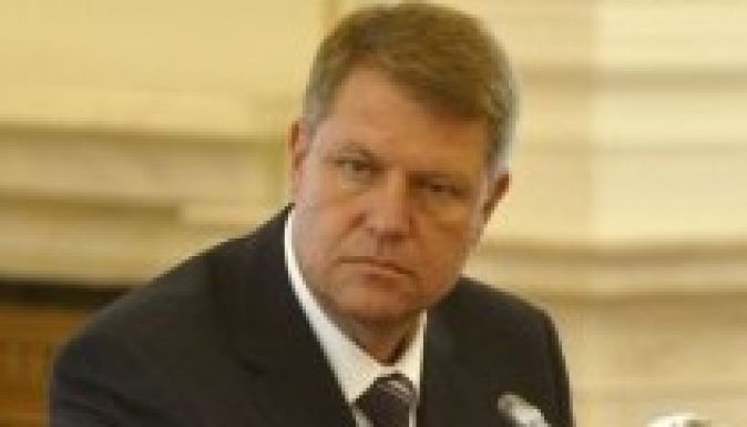 Fölöslegesnek tartják a liberálisok az RMDSZ népszavazásait