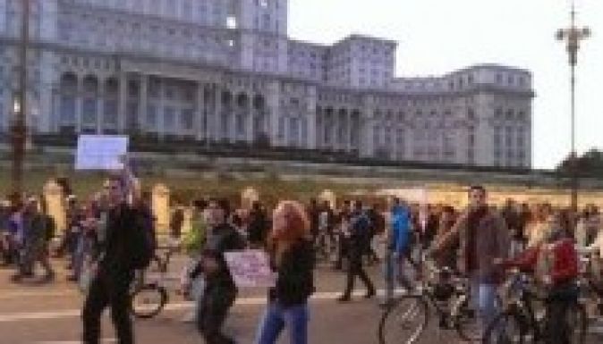 Ismét több ezren tüntettek a bányaberuházás ellen