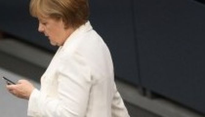 Berlin az amerikai nagykövettől kér magyarázatot Merkel lehallgatására