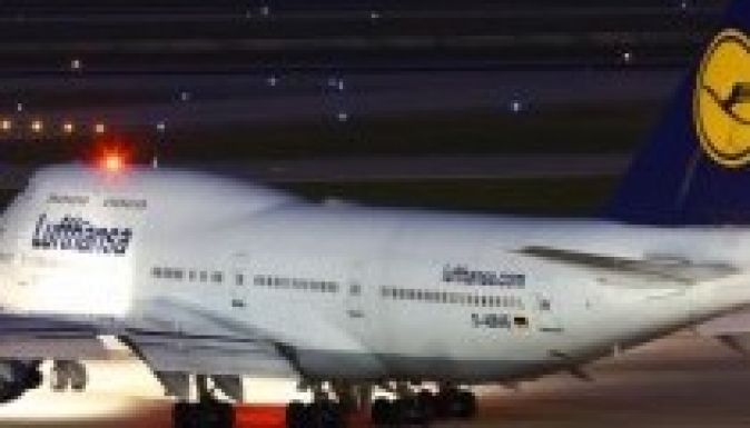 Nagyot zuhant a Lufthansa nyeresége